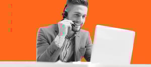 Especialista HubSpot realizando treinamento com equipes