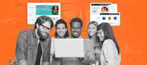 Equipe colaborativa analisando um portal otimizado no computador, com telas organizadas ao fundo, representando a eficiência promovida por um site bem estruturado. Tropical Hub - HubSpot