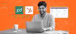 Profissional pesquisando sobre a sincronização PandaDoc e HubSpot