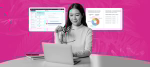 Profissional usando tecnologia no atendimento ao cliente