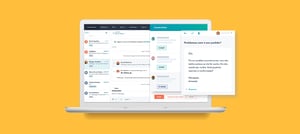 homem sentado visualizando estratégias para encantar no pós-vendas